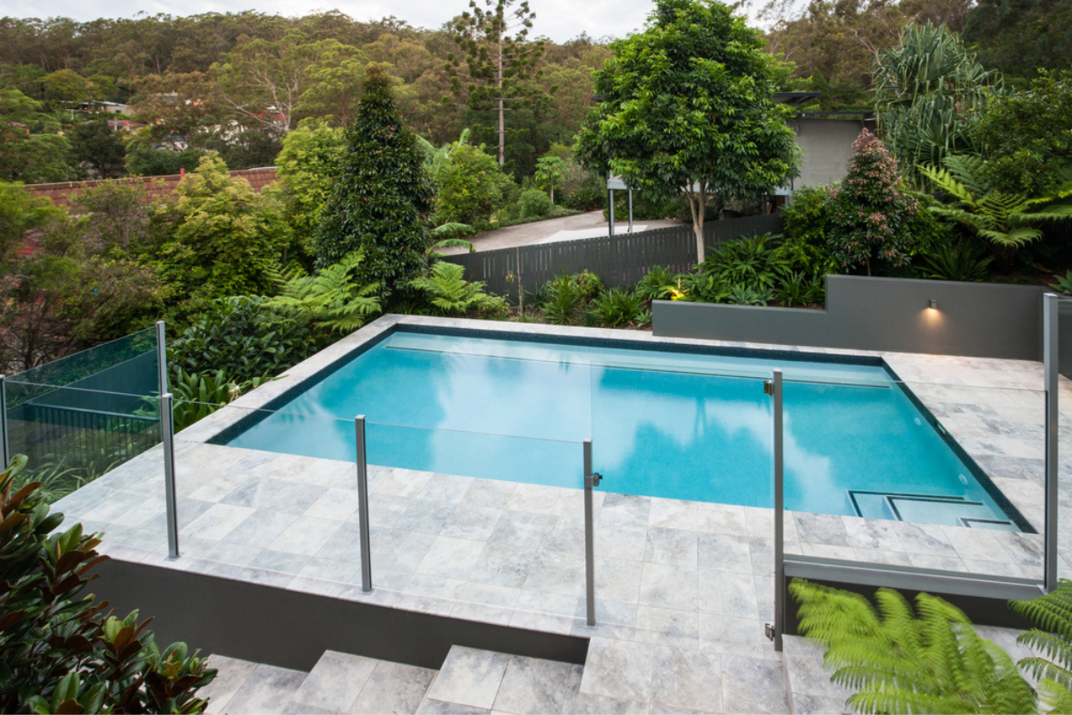 Pool Frame Less Fencing